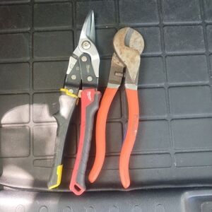 Milwaukee Red and Orange Hand Tool Pair - Tin Snips & Groove Joint Pliers